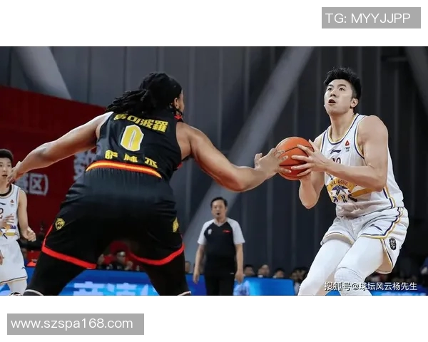 赛后分析：上海篮球队与深圳篮球队的实力对决与战术探讨