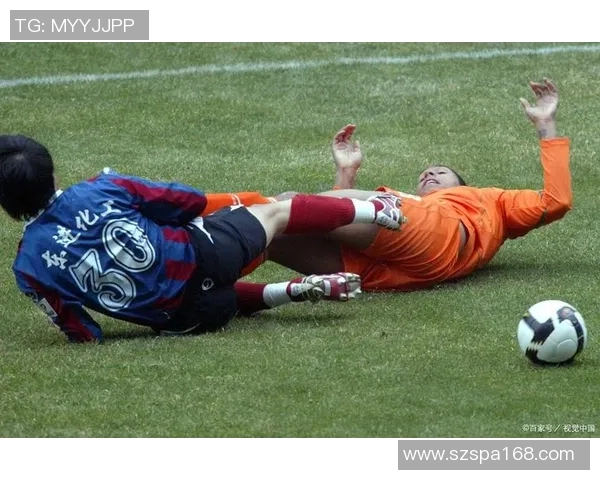 足球场上的搞笑瞬间大集合明星球员们的爆笑时刻回顾